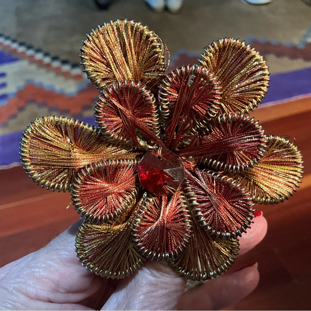 Pier 1 Four Golden and Deep Red Textured Flower Sparkly Stone Napkin Rings NWTs